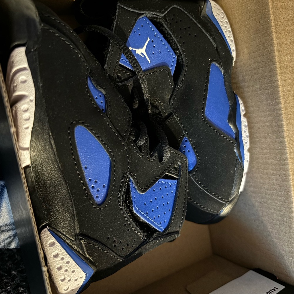 Kids shoes